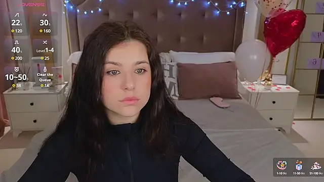 Jenna Adams  online show from February 17, 11:53 pm