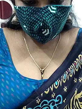 mallu-sumi online show from February 18, 3:32 pm