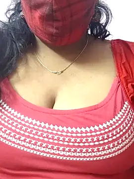 mallu-sumi online show from February 2, 6:39 pm