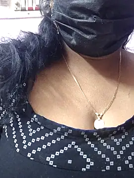 mallu-sumi online show from February 28, 5:47 pm