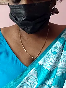 Snapshot of mallu-sumi chatting on April 27, 6:44 am mallu-sumi online show from April 27, 6:44 am