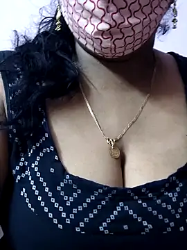 Snapshot of mallu-sumi chatting on May 19, 6:58 pm mallu-sumi online show from May 19, 6:58 pm