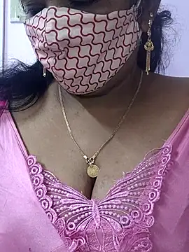 mallu-sumi online show from July 4, 7:09 pm