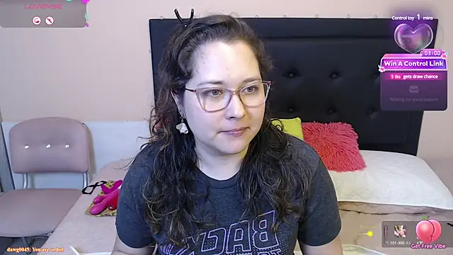 May Carlier online show from February 11, 4:44 am