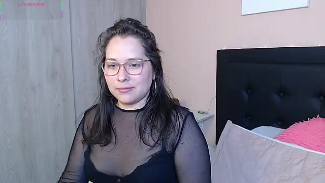 May Carlier online show from October 14, 4:13 am