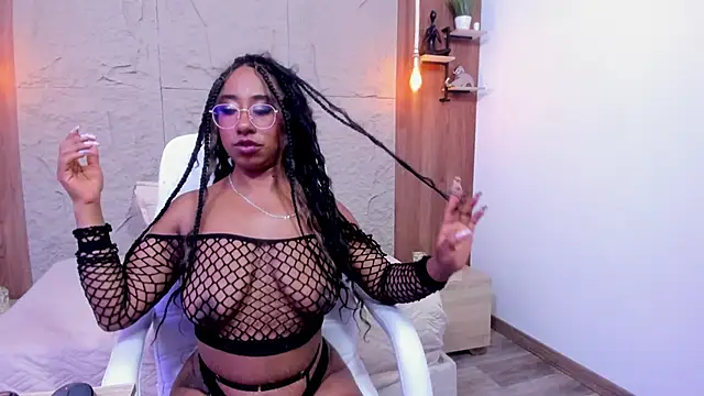  Eveelyn online show from March 20, 10:18 pm