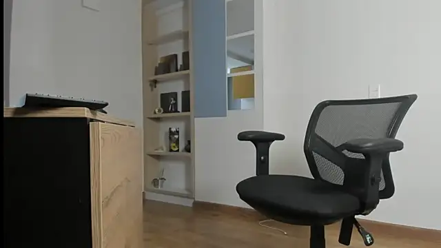 pablo-rincon95 online show from March 11, 5:52 pm