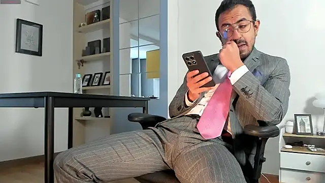 Snapshot of pablo-rincon95 chatting on June 3, 4:34 pm pablo-rincon95 online show from June 3, 4:34 pm