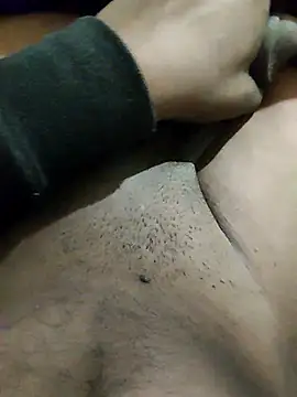 pusssyhub online show from November 27, 10:45 pm