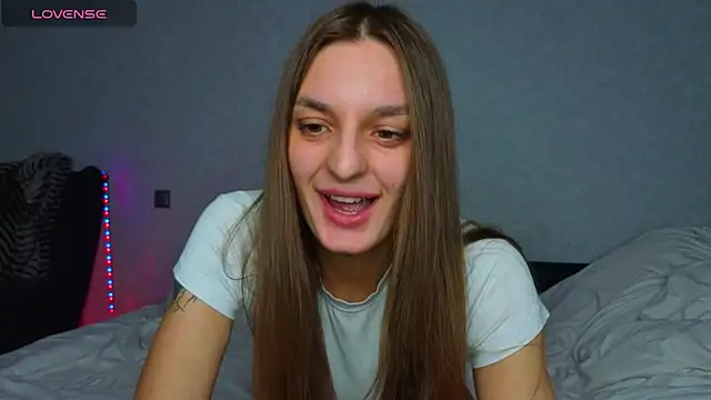 Snapshot of stacy_sexylips chatting on August 9, 9:09 pm stacy sexylips online show from August 9, 9:09 pm