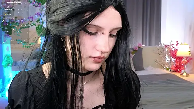 Snapshot of dark_vamp_ chatting on March 4, 4:20 pm dark vamp online show from March 4, 4:20 pm