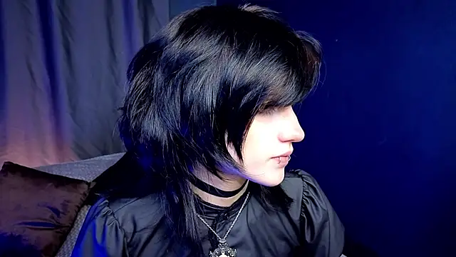 Snapshot of dark_vamp_ chatting on September 29, 5:07 pm dark vamp online show from September 29, 5:07 pm