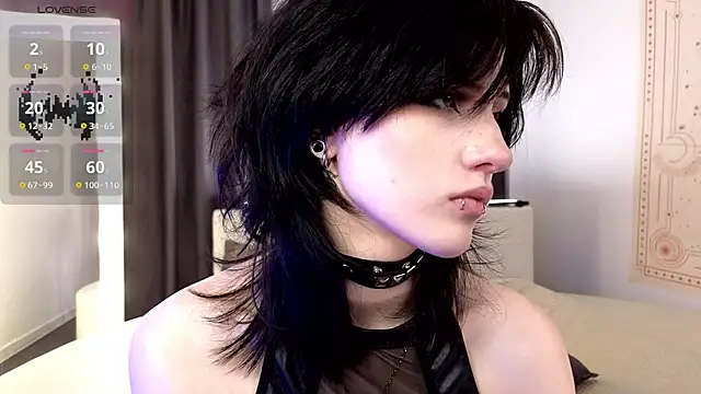 Snapshot of dark_vamp_ chatting on September 30, 1:38 pm dark vamp online show from September 30, 1:38 pm