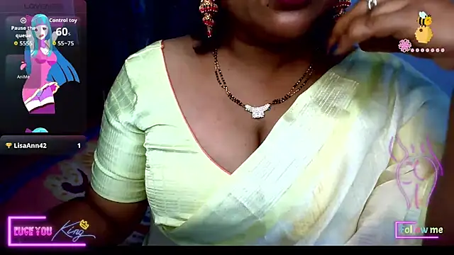 Snapshot of honey-sexy chatting on April 25, 6:16 am honey-sexy online show from April 25, 6:16 am
