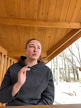 Joannakiss online show from March 6, 11:25 am