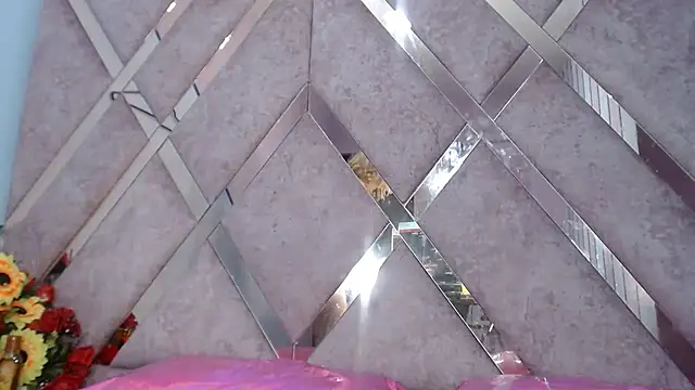 Lucy White   online show from January 14, 11:58 pm