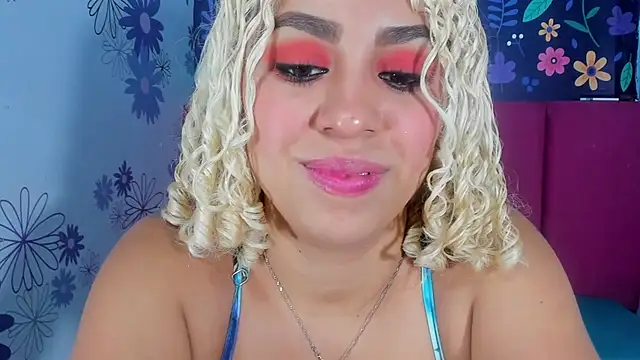 Lucy White   online show from October 21, 8:53 pm