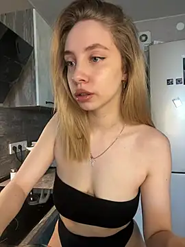 Snapshot of Kitty_Katrine chatting on March 18, 6:49 am Kitty Katrine online show from March 18, 6:49 am