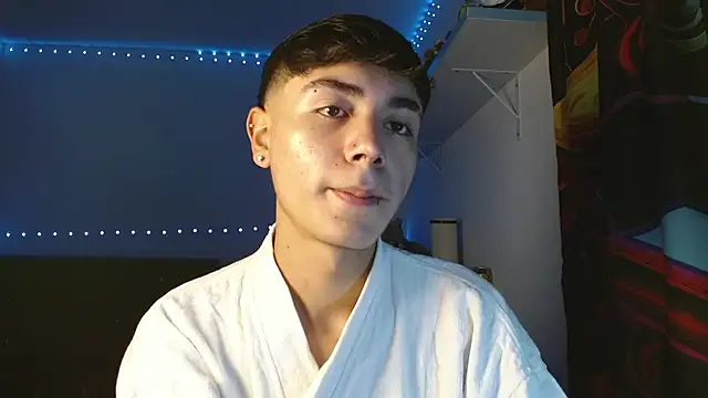 Im juanda online show from December 6, 3:33 pm