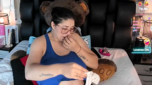 Snapshot of meikochoe chatting on November 28, 7:49 pm meikochoe online show from November 28, 7:49 pm