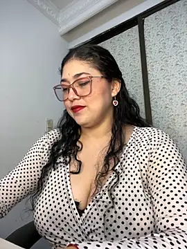 Snapshot of meikochoe chatting on November 29, 8:12 pm meikochoe online show from November 29, 8:12 pm