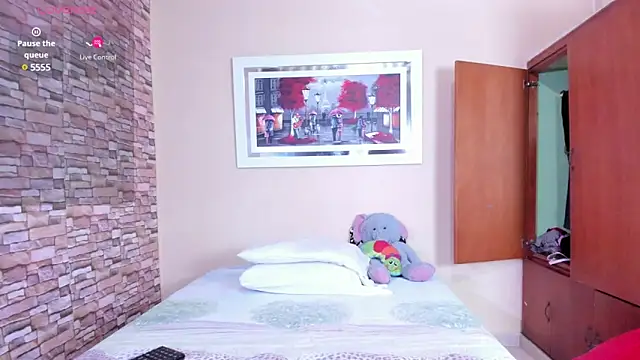 mariana mauricio hot online show from March 23, 2:37 am