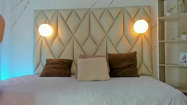 angelswets online show from November 30, 11:58 am