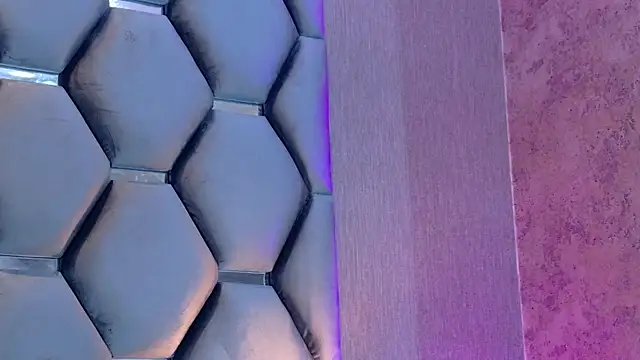 Snapshot of VanessaGlenn chatting on July 6, 12:24 pm VanessaGlenn online show from July 6, 12:24 pm
