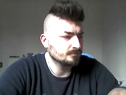 Snapshot of Hkl95555 chatting on January 17, 11:26 am Hkl95555 online show from January 17, 11:26 am