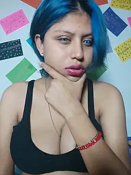 azulzulix online show from March 15, 5:15 pm