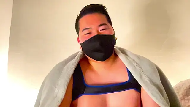 Snapshot of makoto-gmpd chatting on February 2, 12:57 pm makoto-gmpd online show from February 2, 12:57 pm