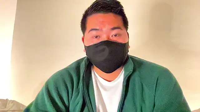 Snapshot of makoto-gmpd chatting on February 15, 9:38 am makoto-gmpd online show from February 15, 9:38 am