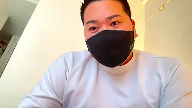 Snapshot of makoto-gmpd chatting on March 9, 5:33 am makoto-gmpd online show from March 9, 5:33 am