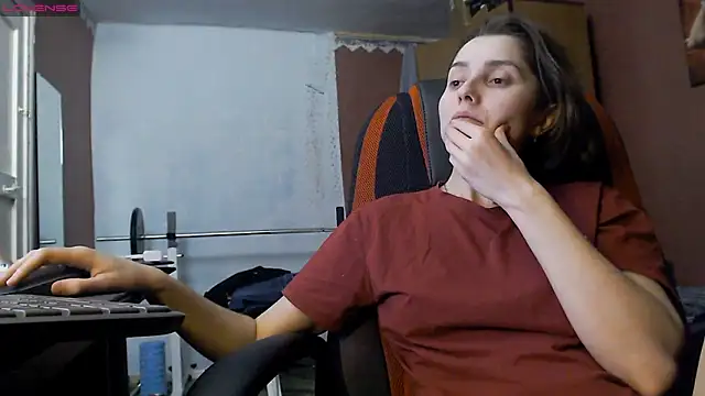 womanstrong78 online show from February 11, 6:22 pm