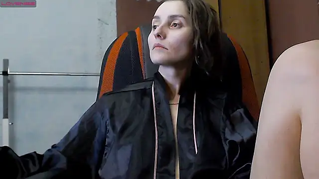 womanstrong78 online show from March 6, 5:11 pm