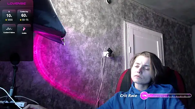 womanstrong78 online show from September 11, 6:13 am