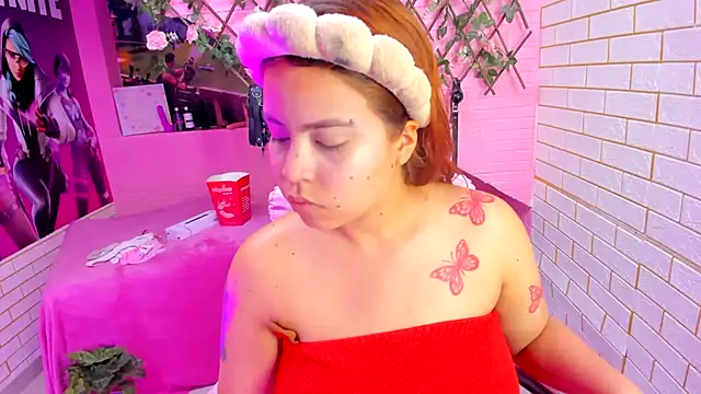 marcellaa303av online show from April 9, 1:27 am