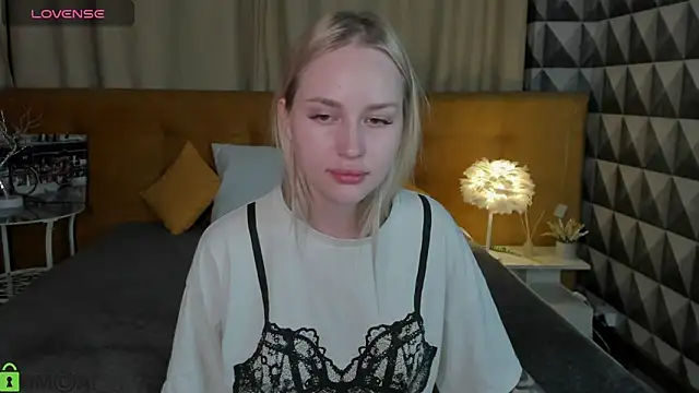 Snapshot of Carol__Cox chatting on September 12, 12:55 am Carol Cox online show from September 12, 12:55 am