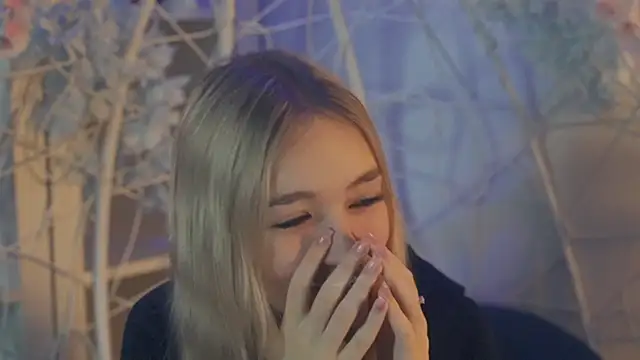 Snapshot of FlairCunard chatting on January 16, 2:41 pm FlairCunard online show from January 16, 2:41 pm