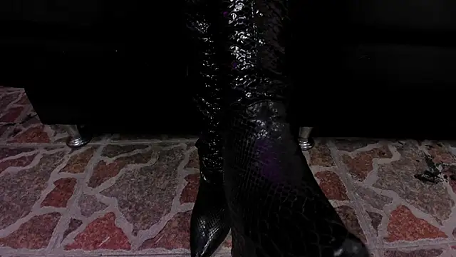 Snapshot of lilith-deveraux chatting on February 26, 6:21 pm lilith-deveraux online show from February 26, 6:21 pm