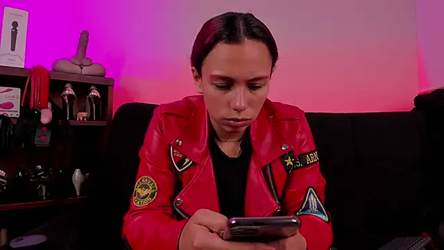 Snapshot of lilith-deveraux chatting on February 27, 3:37 pm lilith-deveraux online show from February 27, 3:37 pm