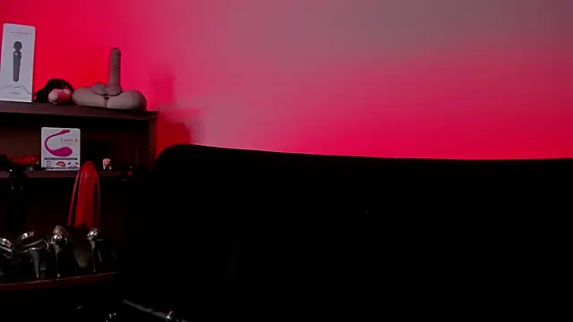 Snapshot of lilith-deveraux chatting on March 3, 9:37 pm lilith-deveraux online show from March 3, 9:37 pm