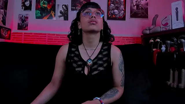 Snapshot of lilith-deveraux chatting on September 17, 2:41 pm lilith-deveraux online show from September 17, 2:41 pm