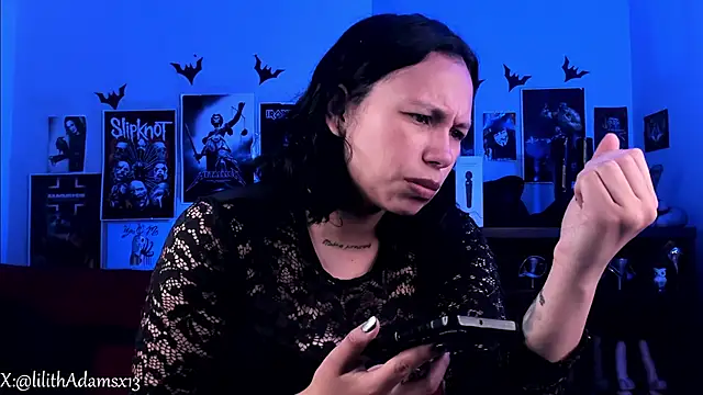 lilith-deveraux online show from April 8, 3:06 am