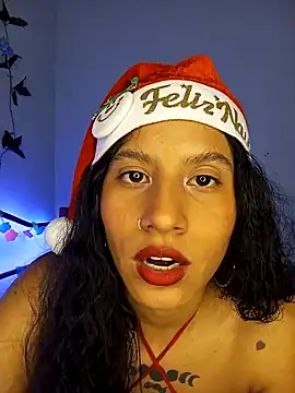 Snapshot of Karii-R chatting on December 2, 2:42 am Karii-R online show from December 2, 2:42 am