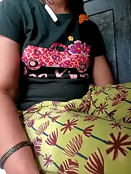 Snapshot of gunjan22 chatting on December 20, 6:19 am gunjan22 online show from December 20, 6:19 am