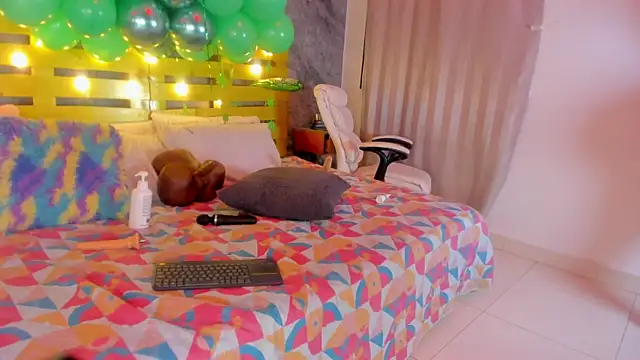 Snapshot of Rubi_Love_ chatting on March 21, 6:16 am Rubi Love online show from March 21, 6:16 am