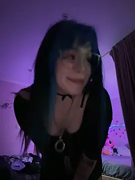 MaddisonHaas online show from March 9, 4:22 pm