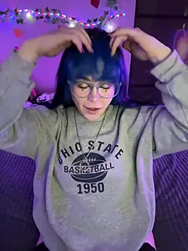 MaddisonHaas online show from April 10, 1:05 pm