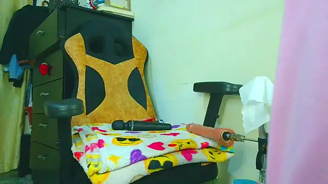 Samary thomas online show from March 29, 12:43 am